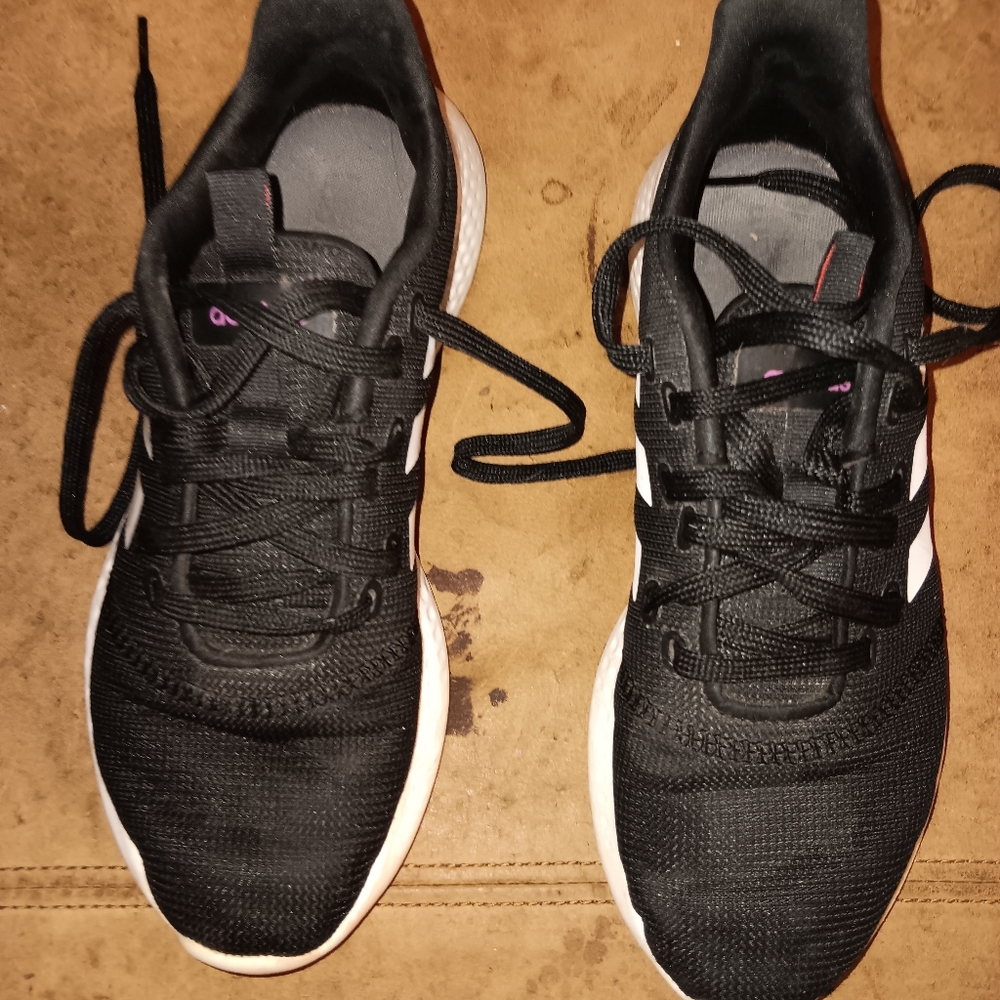 Adidas womens shoes size 8